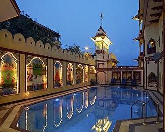 Umaid Bhawan - A Heritage Style Boutique Hotel - Jaipur - Kolam