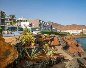 Hotel Mirador Papagayo By Livvo - Плайя-Бланка - Вигляд зовні