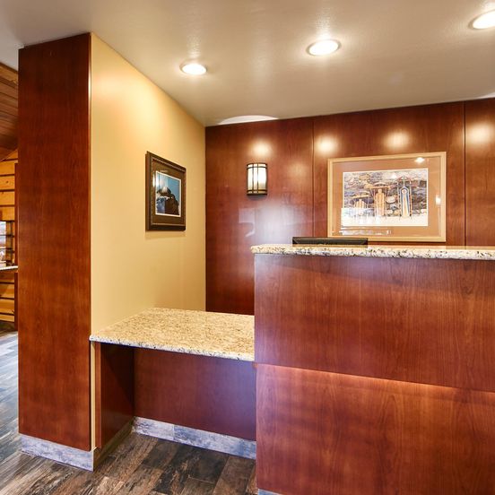 Best Western Ptarmigan Lodge image 1