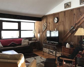Cozy Dog-Friendly Family Home with Clubhouse Amenities - Wilmington - Huiskamer