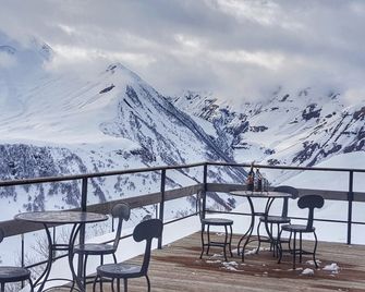 Monte Hotel - Gudauri - Balcón