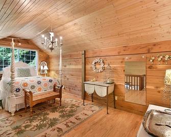 Romantic Barn House - Relax in private lush surroundings. - Port Ludlow - Sala de estar