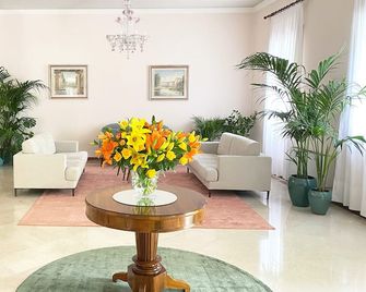 Hotel Isola Di Caprera - Mira - Lobby