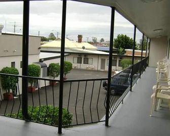River Park Motor Inn - Casino - Balkon
