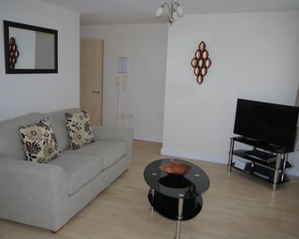 Skyline Plaza - Basingstoke - Obývací pokoj