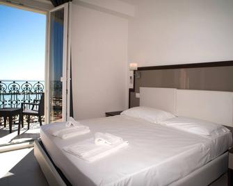 Hotel Baia Marina - Cupra Marittima - Bedroom