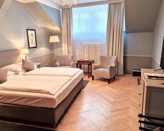 Hotel Kärntnerhof - Vienna - Bedroom