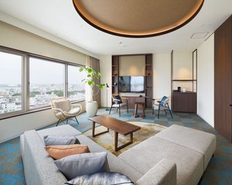 Okinawa NaHaNa Hotel & Spa - Naha - Stue