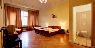 Hotel Pension Bernstein - Berlino - Camera da letto