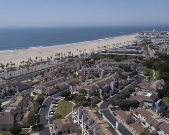 Surfside Four - Port Hueneme
