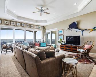 Incredible Views From Oceanfront 3 Bedroom Townhouse Townhouse - South Padre Island - Living room