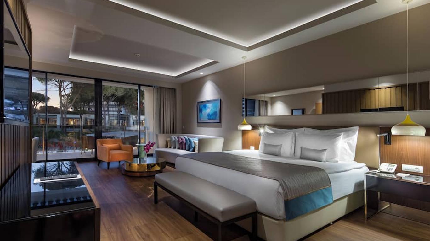 Trendy Lara Hotel