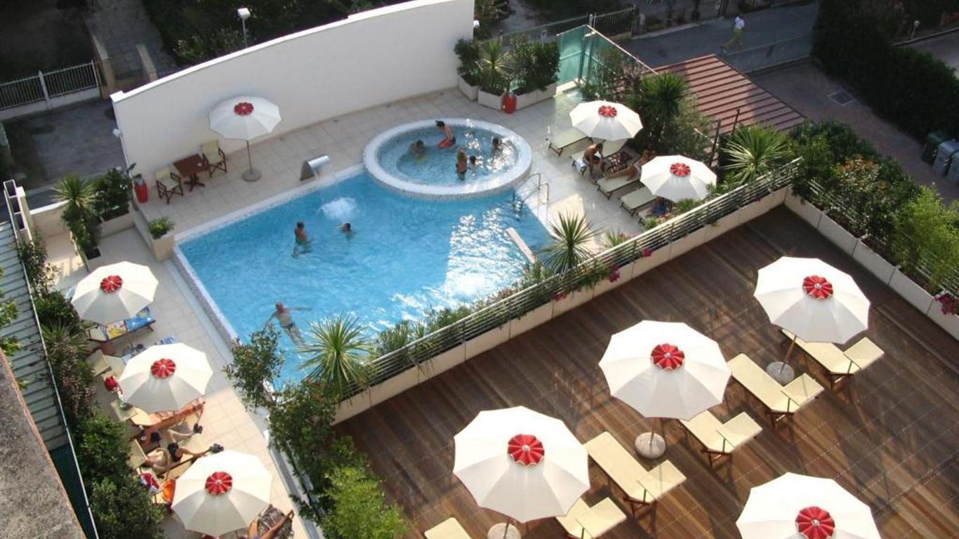 Hotel Byron