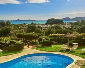 Residence Le Bouganville - Villasimius