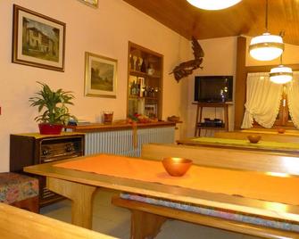 Hotel La Lanterna - Chiesa In Valmalenco - Essbereich