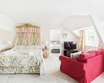 Upper Court - Hereford - Bedroom
