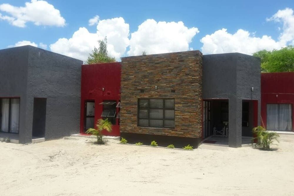 The New Mall Guest House - Maun - Gebouw