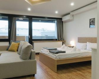 #NEW | mod. apartment | TOP location | free parking lot - Karlsruhe - Makuuhuone