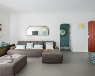La Matrangela Charme Apartments - Taormina - Sala de estar