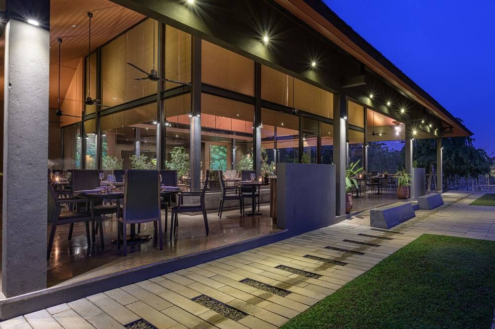 Water Garden Sigiriya - 30 Chic Designed Private Villas Overlooking Sigiriya - סיגיריאה