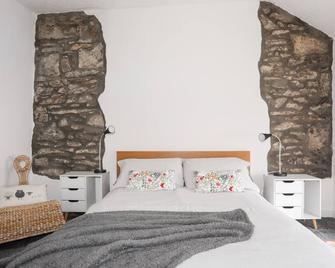 5 Thomas Street - Caernarfon - Bedroom