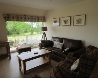 Woodside Apartments - St. Andrews - Living room