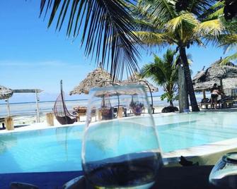 Milele Beach Resort - Pingwe