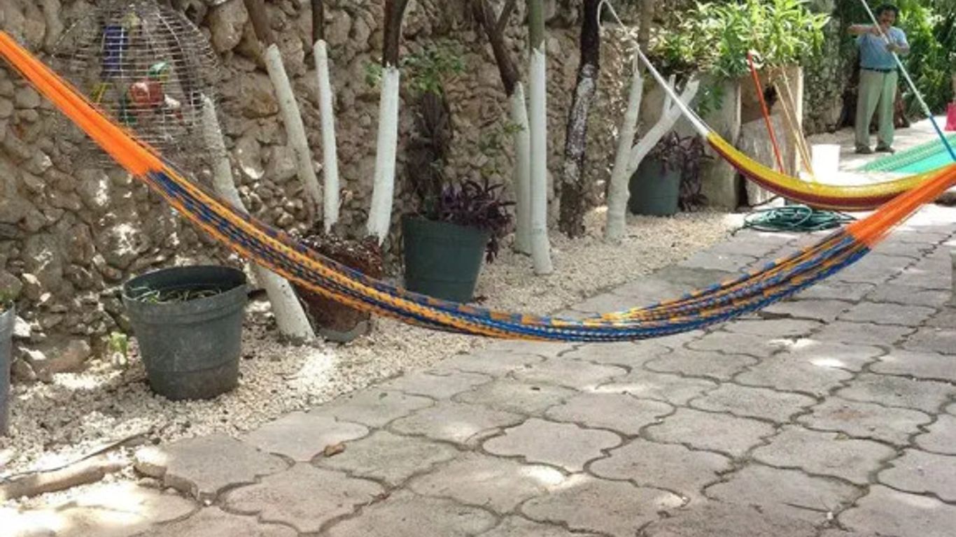 Siesta Fiesta Hotel & Hostel