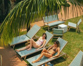 Maison Felix - Miami - Piscina