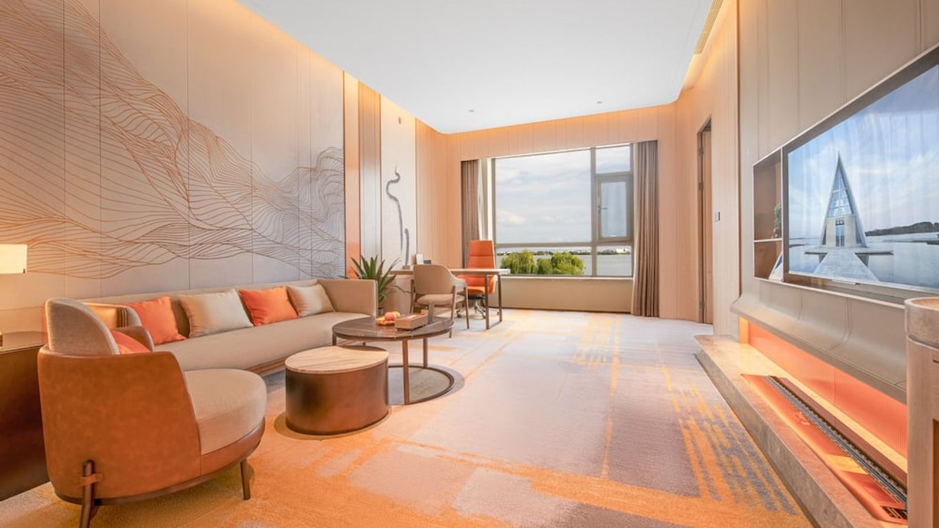 โรงแรมถงหลี่ เลควิว