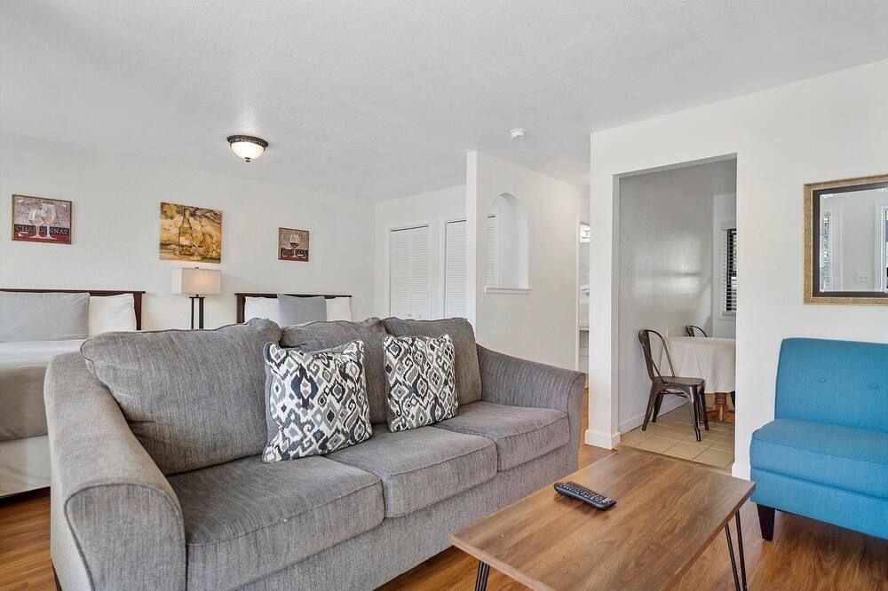 كارلين كوتيدجيز - كاليستوغا - غرفة نوم