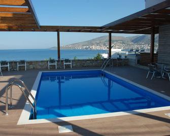 Hotel Sole - Sarandë - Piscină
