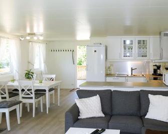 Holiday Home Espeøya by Interhome - Lyngdal - Restaurante