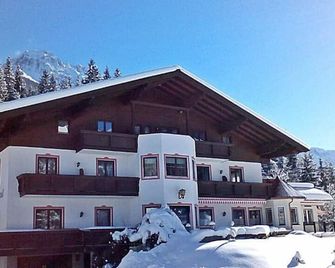 Hotel Kristall - Kleinarl - Gebäude