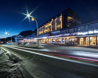 Hotel Arnika Wellness - San Pellegrino - Gebäude