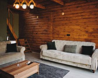 Green Paradise Suit - Pazar - Living room