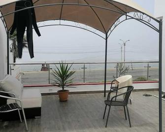 Hermosos Dptos Sunset Point Huanchaco - Huanchaco - Balcón
