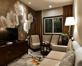 Aosilin Hotel (Chongqing Ronghui Hot Spring Town) - تشونغتشينغ - غرفة معيشة