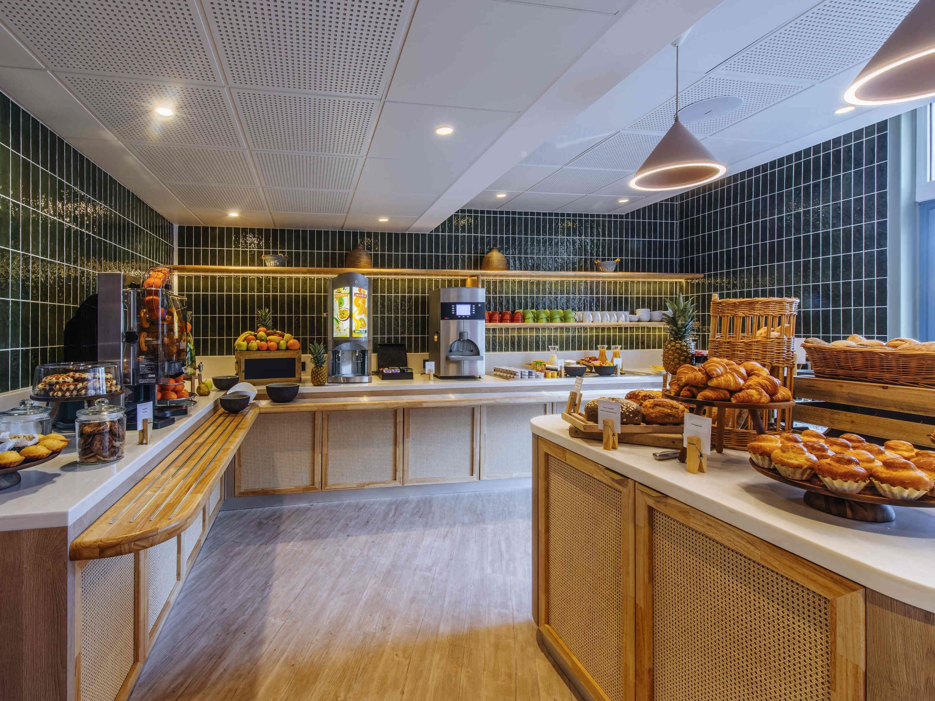 ibis Styles Antibes - אנטיב - חדר אוכל