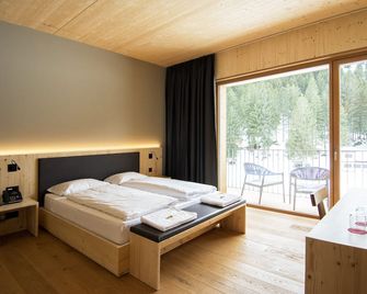 Campra Alpine Lodge & Spa - Blenio - Habitación