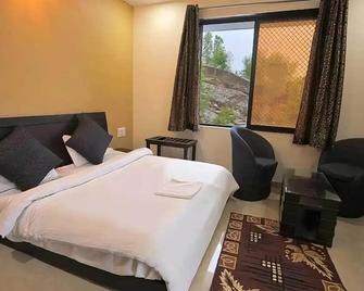 Meera Valley Resort By Nexottel - Udaipur - Habitación