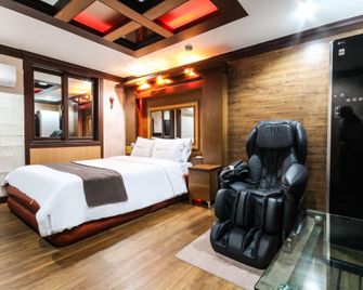 Gwangju Sangmu Honeymoon - Gwangju - Bedroom