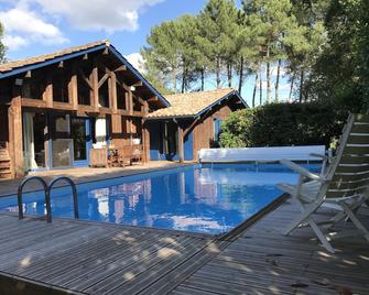 Comfortable villa with heated pool and secure - Cudos - Piscina