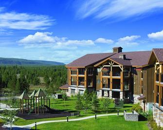 Experience true nature and wildlife up close! - West Yellowstone - Edificio