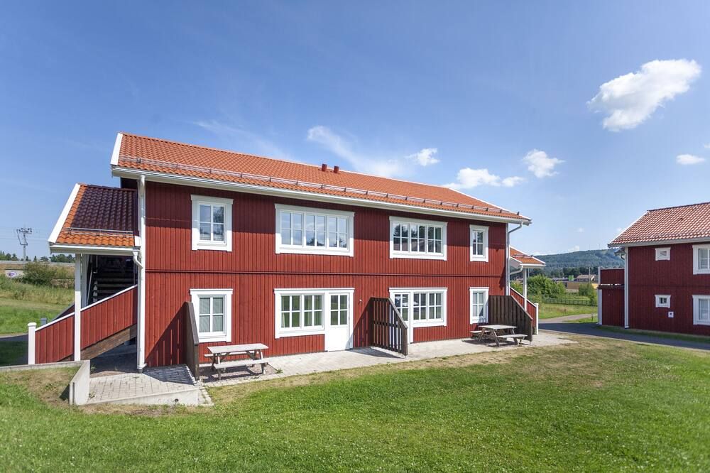 فيرست كامب سيلجانسباديت - راتفيك