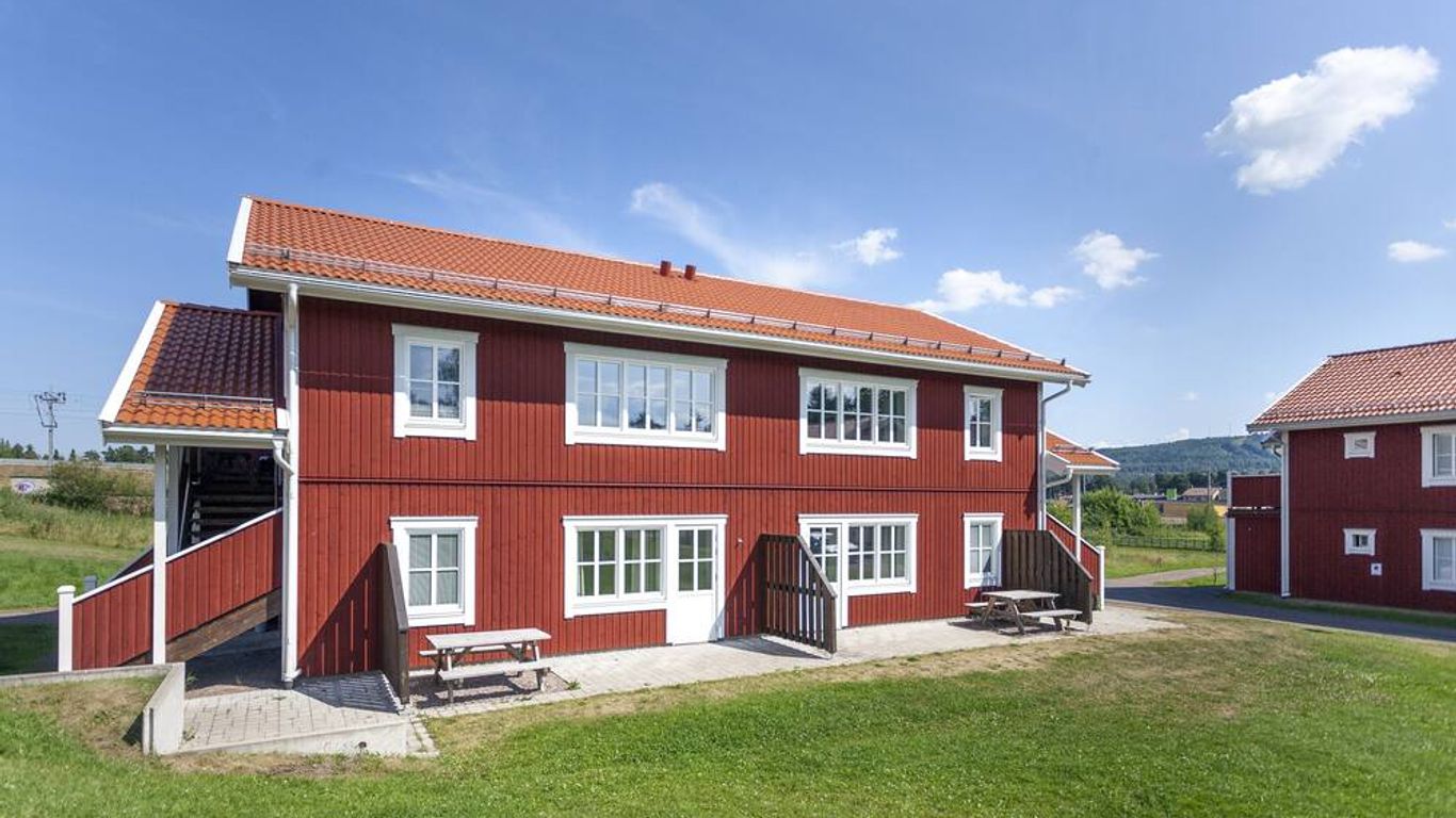 فيرست كامب سيلجانسباديت - راتفيك