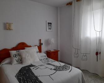 Hostal 'Los Chanos el Ruso' - Galende - Bedroom