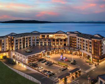 Silver Cloud Hotel Tacoma at Point Ruston Waterfront - טאקומה - בניין
