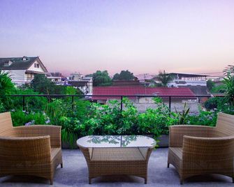 M5 Hotel - Chiang Mai - Balcony