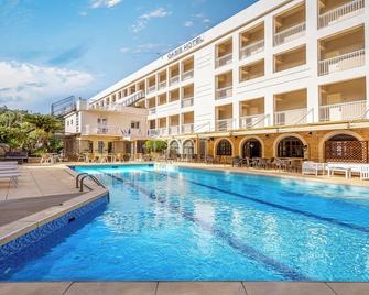 Oasis Hotel - Perama - Pool